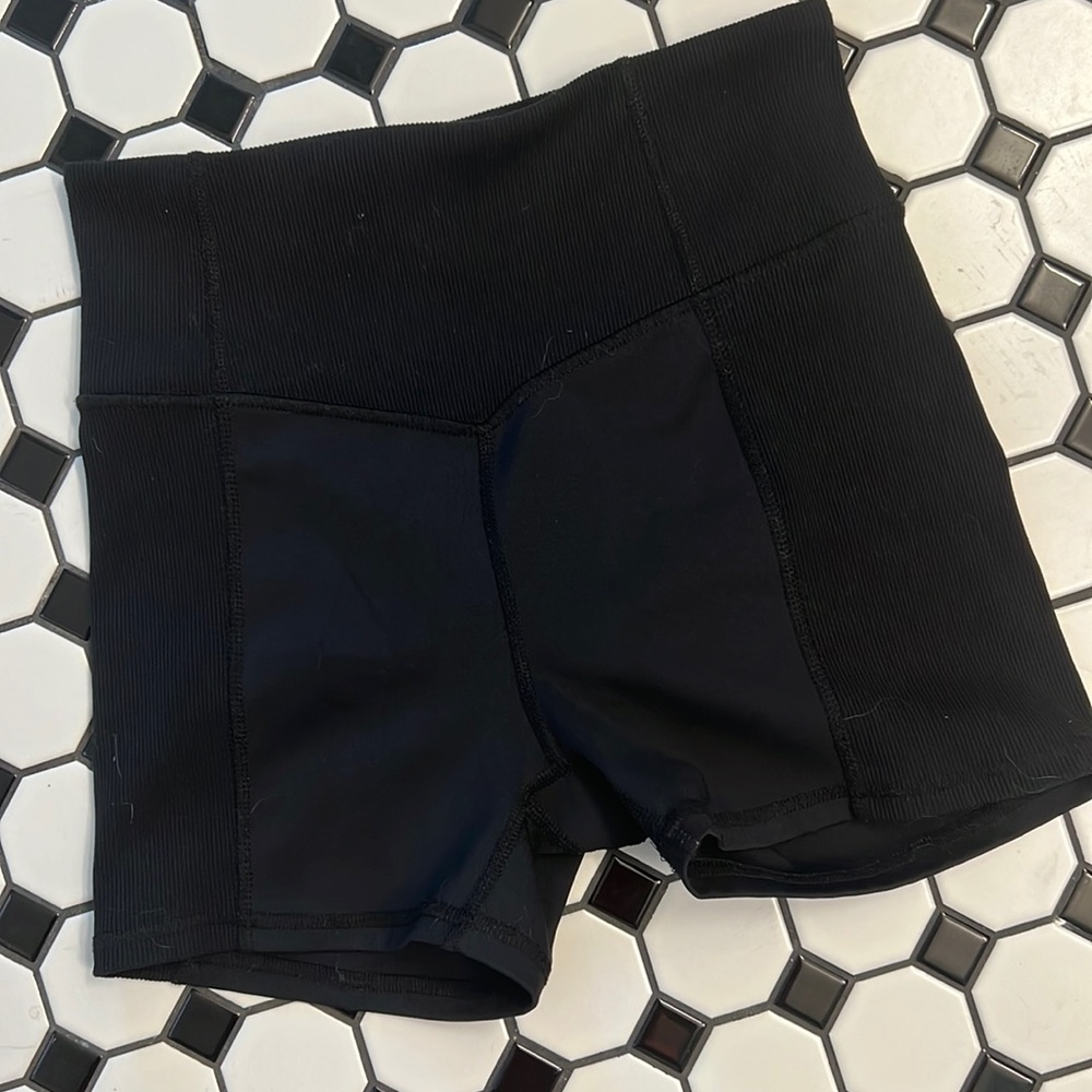 Marika M bike shorts - like new